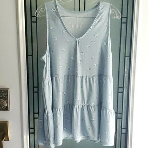 NEW wot maternity tank top, blouse. Cute little flowers. NEVER worn! L, XL